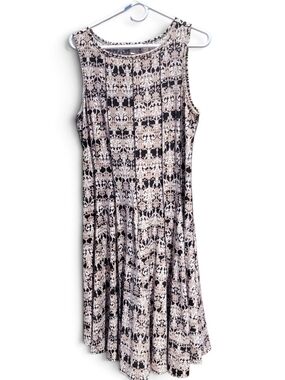 Haani Black & Cream Sleeveless Patterned Midi Dress